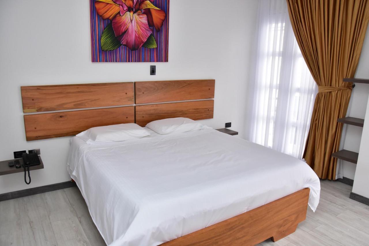 סנטה רוזה דה כבאל Hotel Valcon מראה חיצוני תמונה
